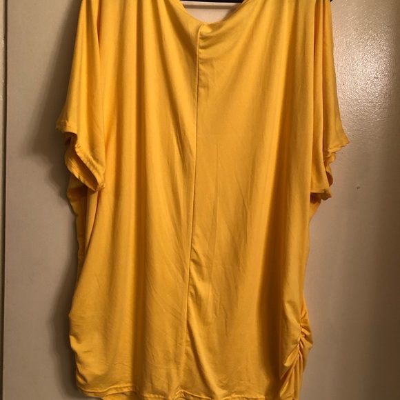 Doublju Yellow short sleeves cold shoulder top - Picture 2 of 3